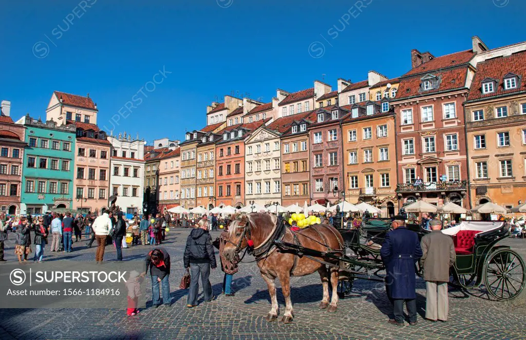 Crowded landmark of Main Old Town Main Square Warsaw Poland