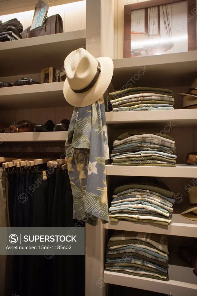 Tommy Bahama opens its new flagship ´Manhattan Island´ store on Fifth Avenue in New York The 6700 square foot store, which also contains a restaurant ...
