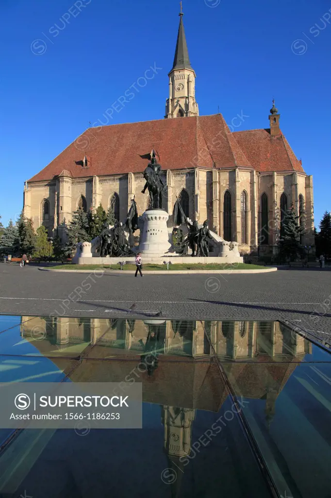 Romania, Cluj-Napoca, St Michael´s Church, Matthias Corvinus statue,