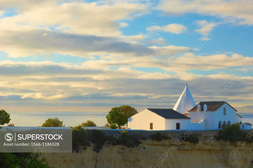 Nossa Senhora da Rocha Chapel, Armaçao de Pera, Algarve, Portugal.