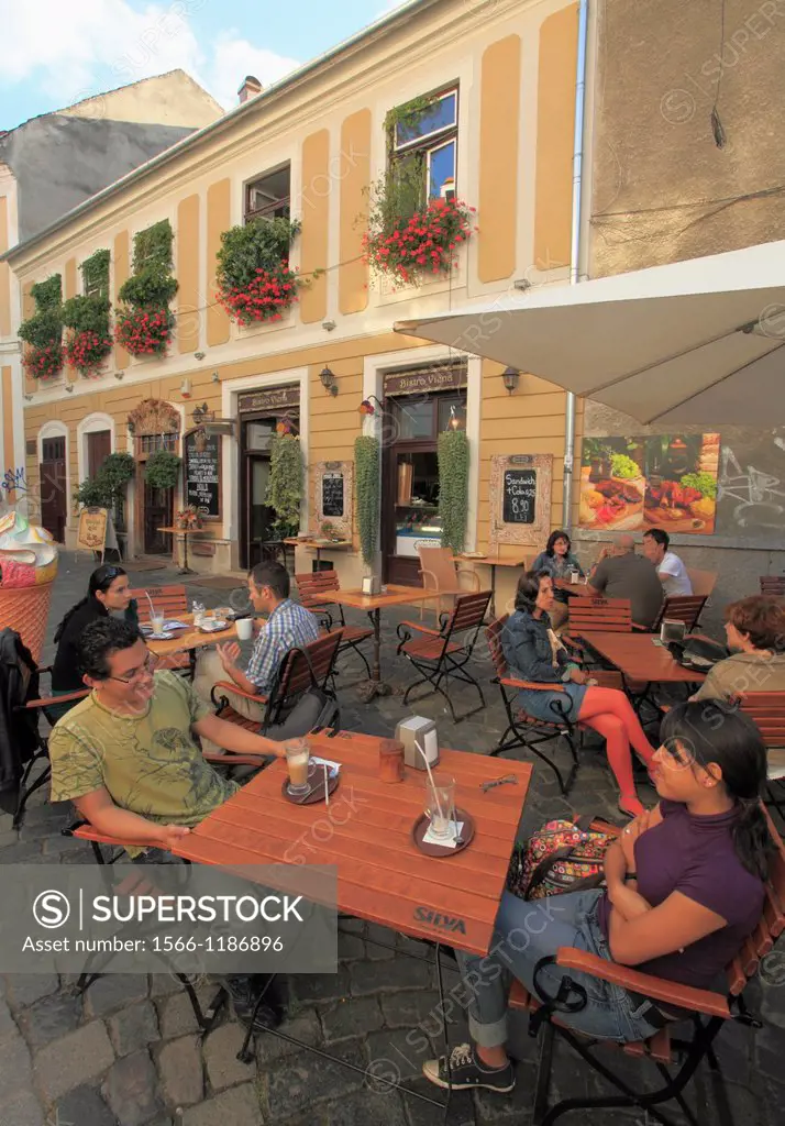 Romania, Cluj-Napoca, cafe, people, street scene,