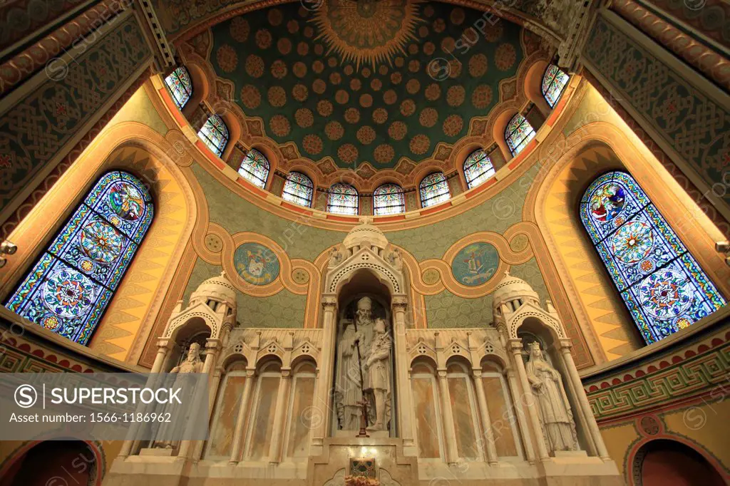Hungary, Szeged, Votive Church, Cathedral, interior,
