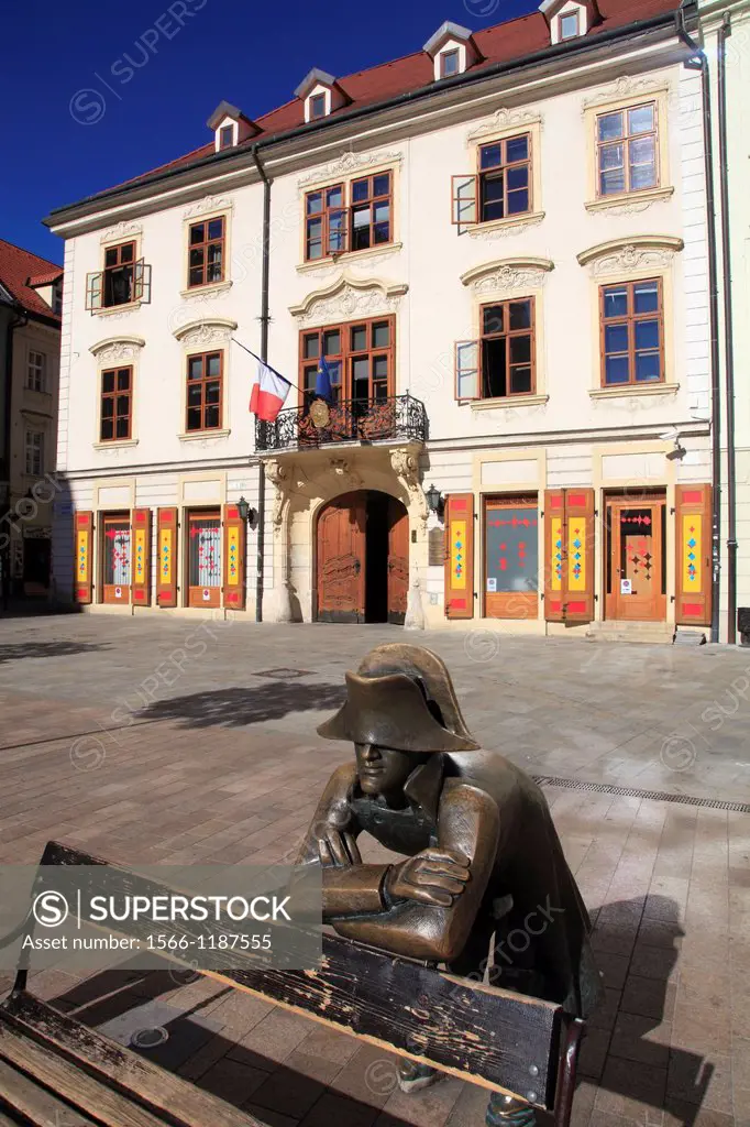 Slovakia, Bratislava, Main Square, soldier statue,