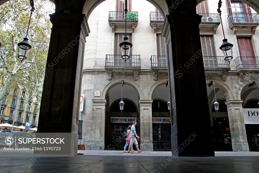 arcades, Colon Street, Plaça Reial, Gothic Quarter, Barcelona, Catalonia, Spain