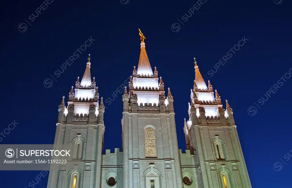 Night exposure of the famous Morman Temple in Salt Lake City Utah in Western USA
