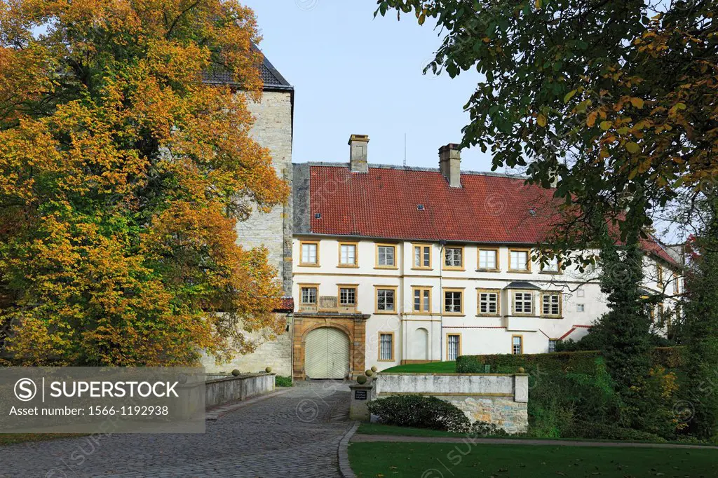 Germany, Rheda-Wiedenbrueck, Ems, Emssandebene, Westphalian Lowland, East Westphalia, Westphalia, North Rhine-Westphalia, NRW, castle Rheda, moated ca...