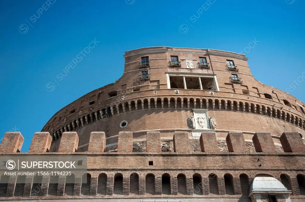 Italy, Lazio, Rome, Tevere River, the Papal Fortress of Castel Sant´Angelo