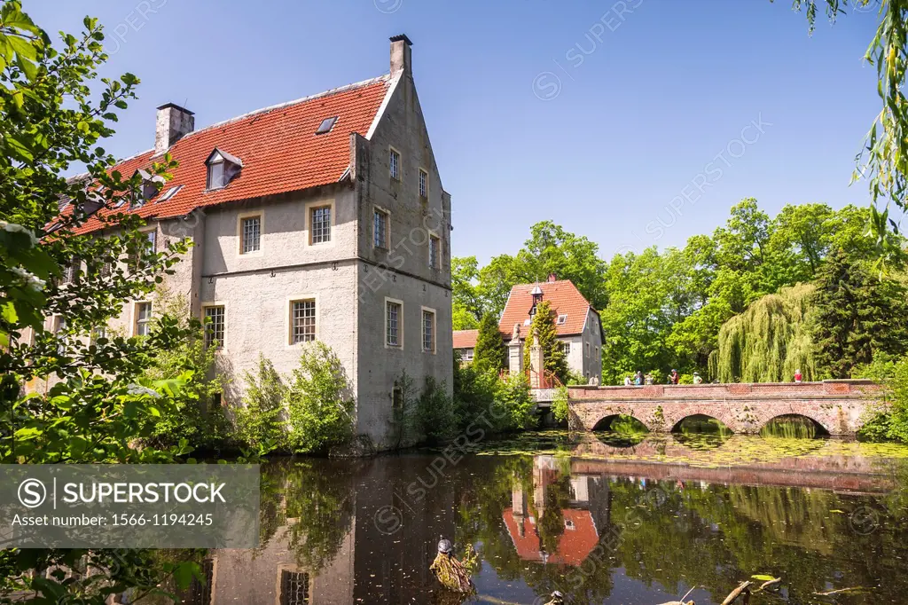 The moated castle of Senden, North Rhine-Westphalia, Germany, Europe