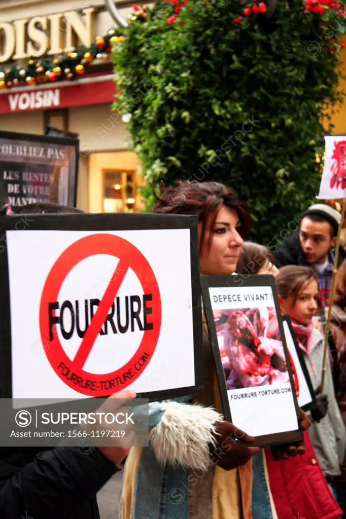 Demonstration against animal torture, animal experimentation and fur, Lyon, Rhône, Rhône-Alpes, France.