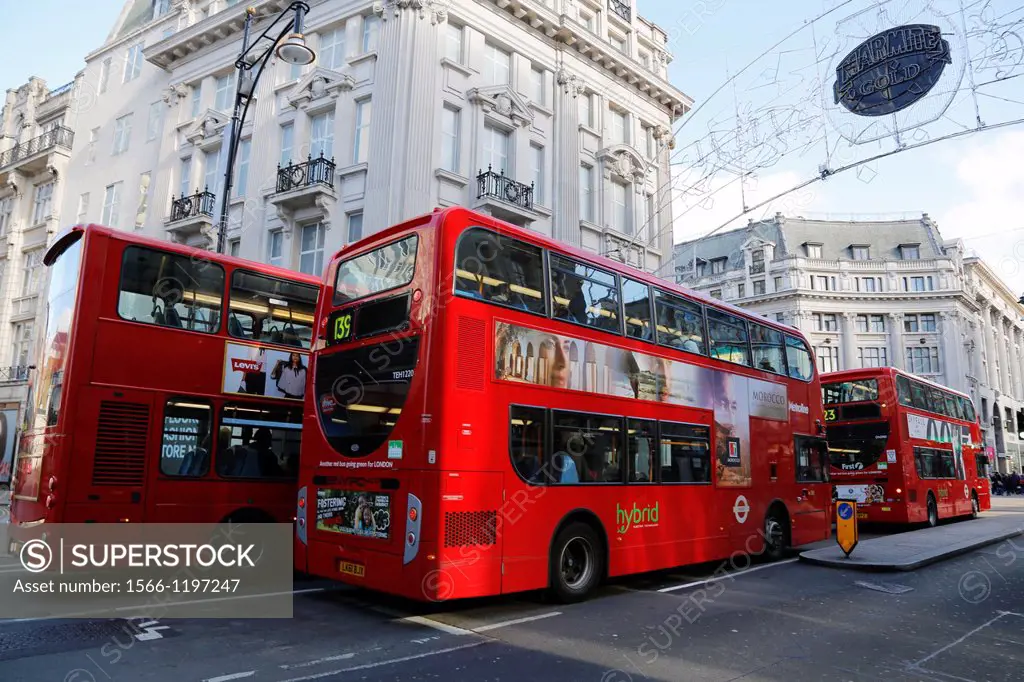 United Kingdom, city of London, red double deckked buses at Hyde Park corner