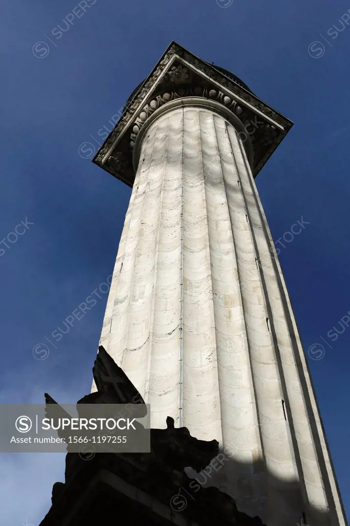 United Kingdom, city of London, the City, the Monument column, 61 m high, commerating the1666 so-called great fire
