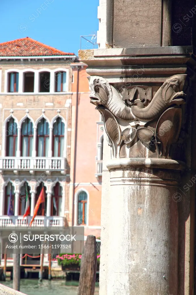 Venice, San Polo district, Rialto market, fish market hall Campo Fiori, column, Italy