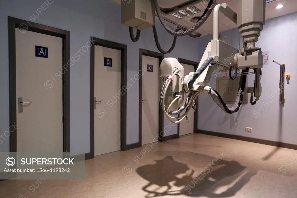 Basic x-ray machine, Radiology Department, Donostia Hospital, San Sebastian, Donostia, Gipuzkoa, Basque Country, Spain