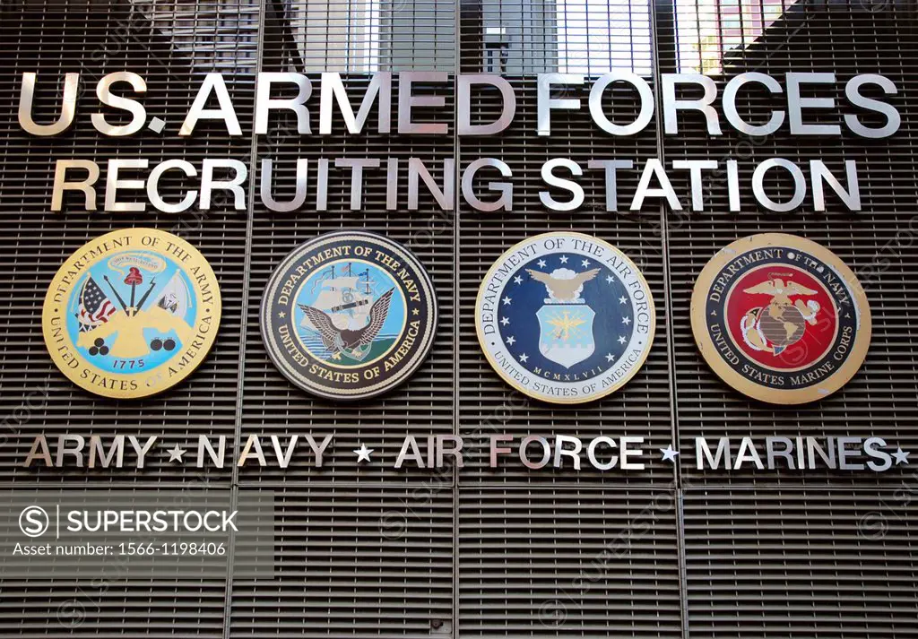 New York City, U S  Armed Forces recruiting station in Times Square, Midtown Manhattan