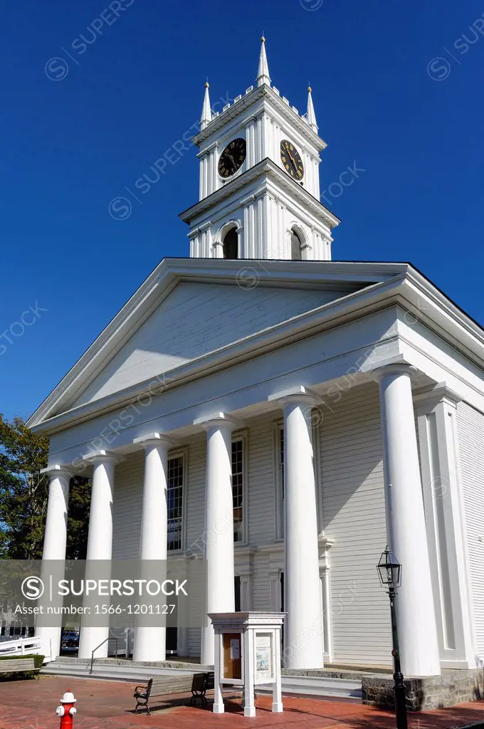 Old Whaling Church, Edgartown, Martha´s Vineyard, Massachusetts, USA  Circa 1843