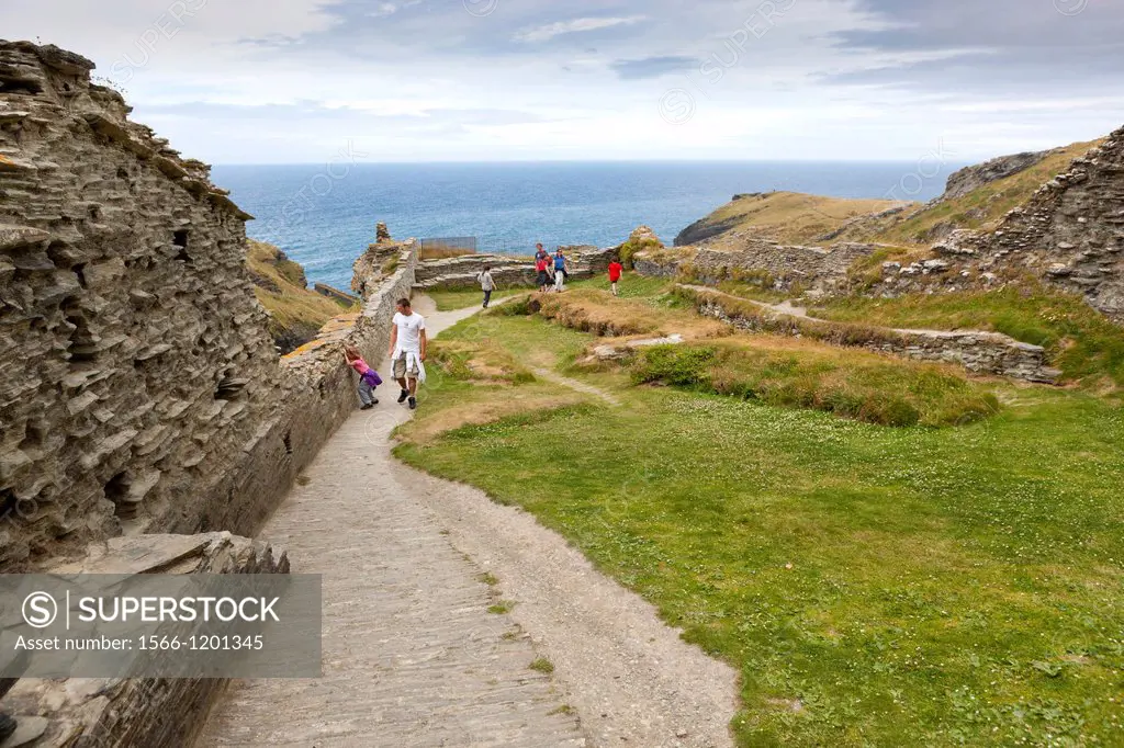Tintagel Castle on the clifftops  In legend it was King Arthur´s Castle fortress and was believed to have been constructed around AD1140, Cornwall, En...