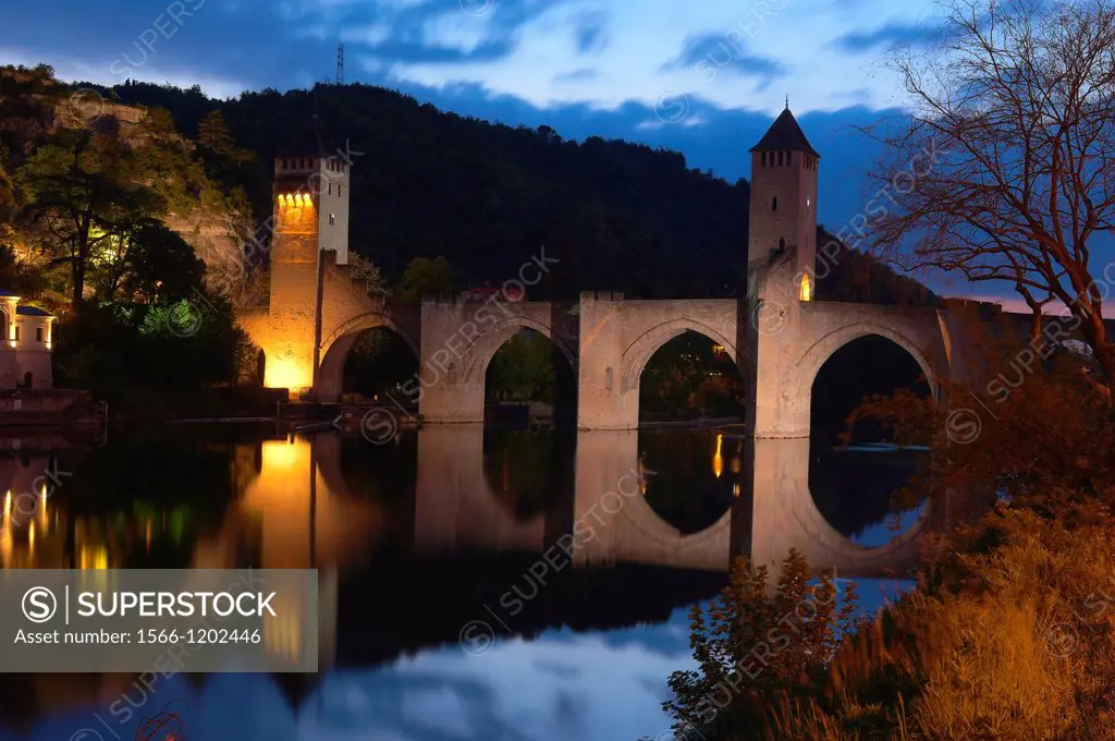 Cahors, Valentre bridge, Pont Valentre at Dusk, Lot River, Lot departament, Quercy, Via Podiensis, Way of St James, France