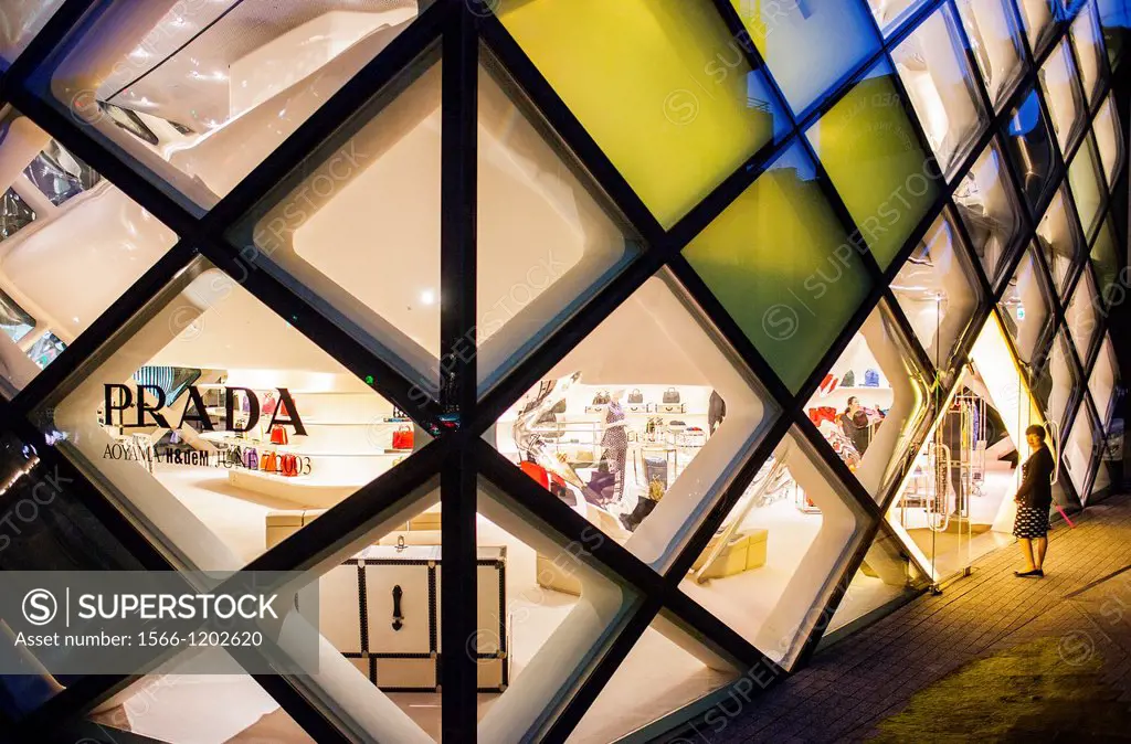 Prada Store, Architect Herzog & De Meuron Aoyama Tokyo Japan