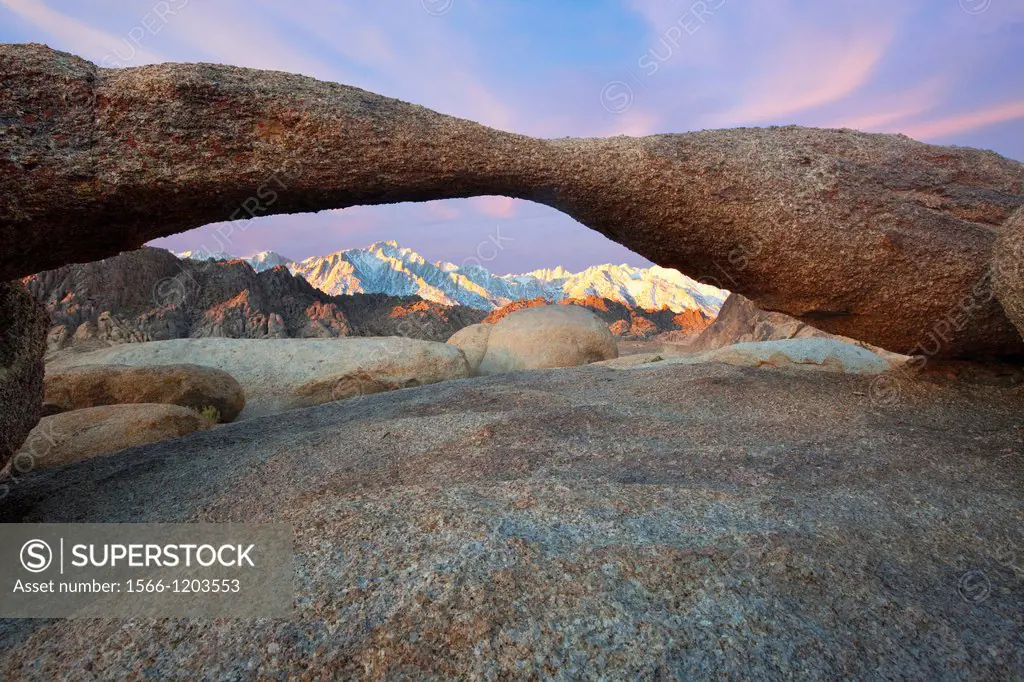 Lathe Arch in Alabama Hills with the Sierras in the background  Alabama Hills, Lone Pine, California, USA