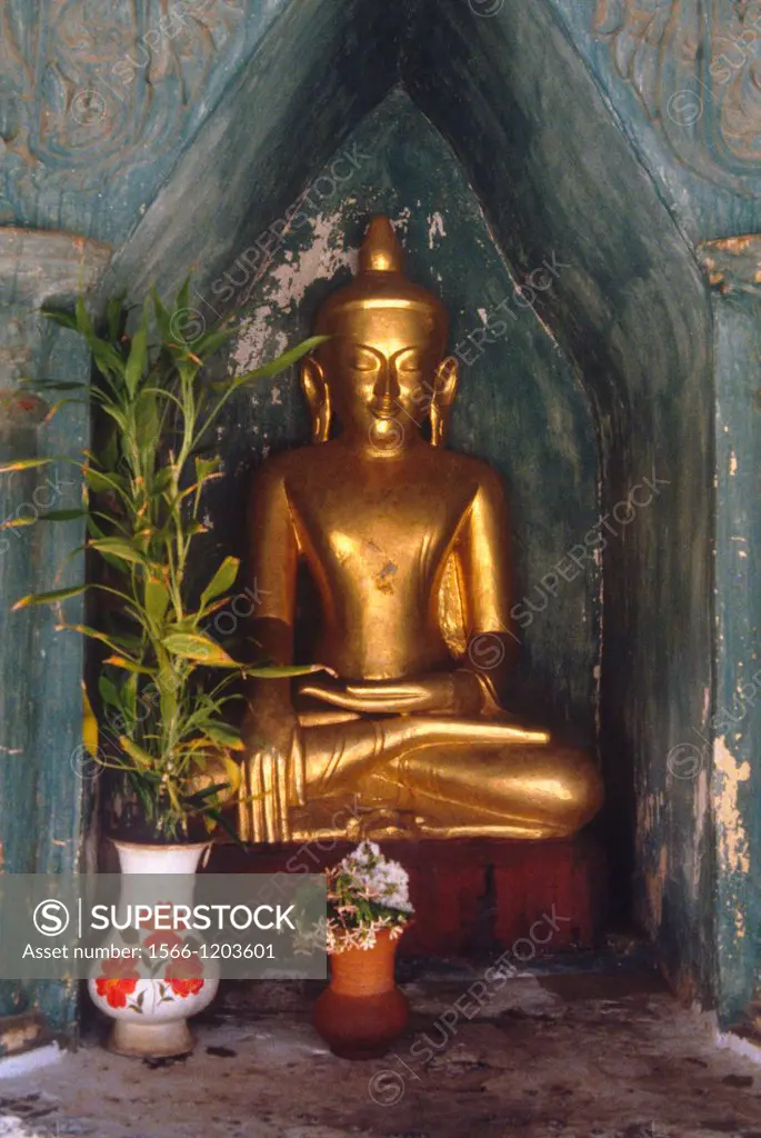 Gilded Buddha, Burma, in Bhumisparsa mudra calling earth to witness the truth of his words