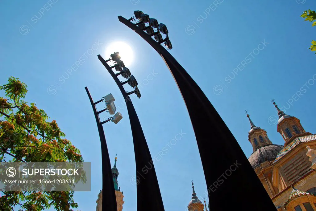 Spotlights poles for the Basílica de Nuestra Señora del Pilar on the Paseo de Echegaray y Caballero  Zaragoza, Aragón, Spain, Europe.