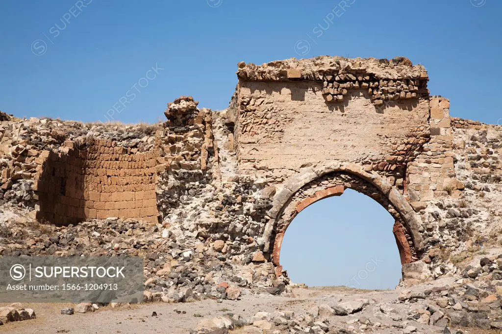 gate and walls, ani ruins, kars area, north-eastern anatolia, turkey, asia
