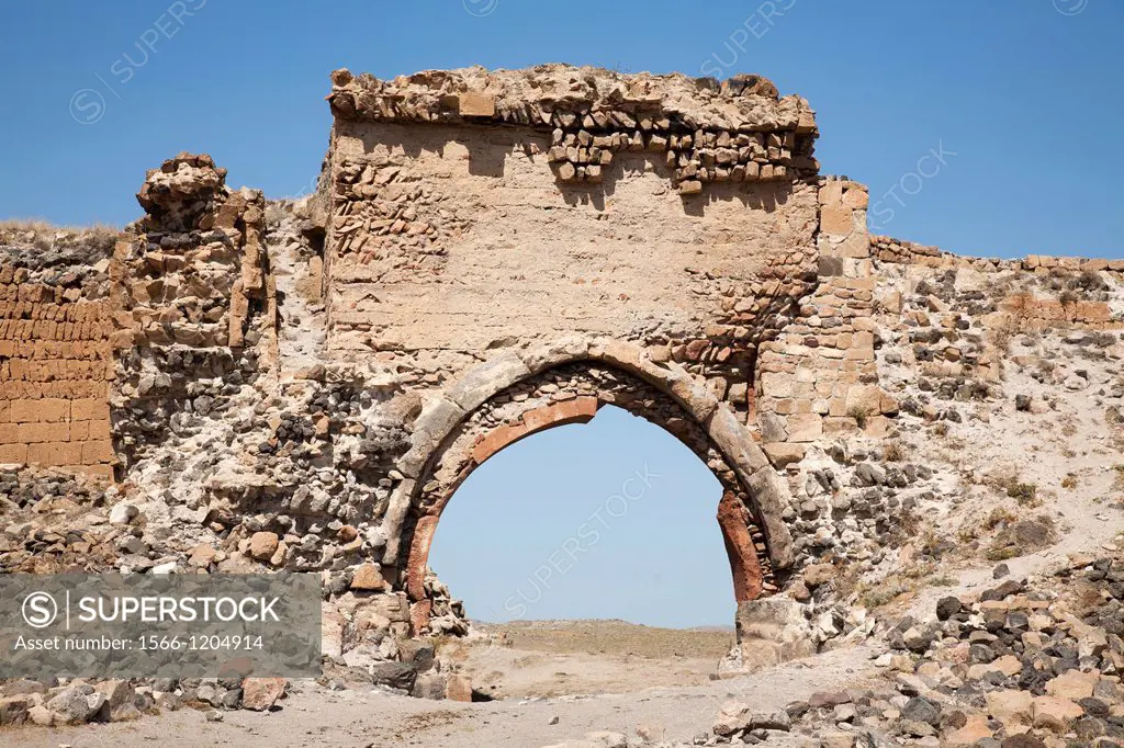 gate and walls, ani ruins, kars area, north-eastern anatolia, turkey, asia