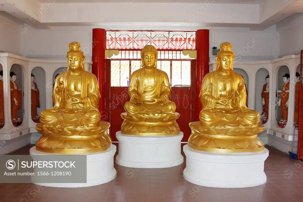 Buddha statues in the Kek lok si temple, Penang, Malaysia.