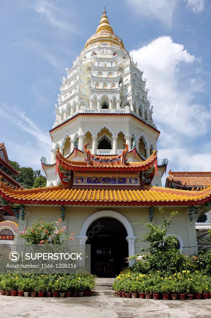 Ban Po Tha Pagoda 10000 Buddhas, Kek Lok Si Temple complex, Penang, Malaysia.
