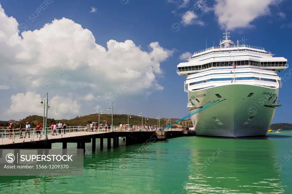 Antigua and Barbuda, Antigua, St  Johns, Heritage Quay, Cruiseship terminal