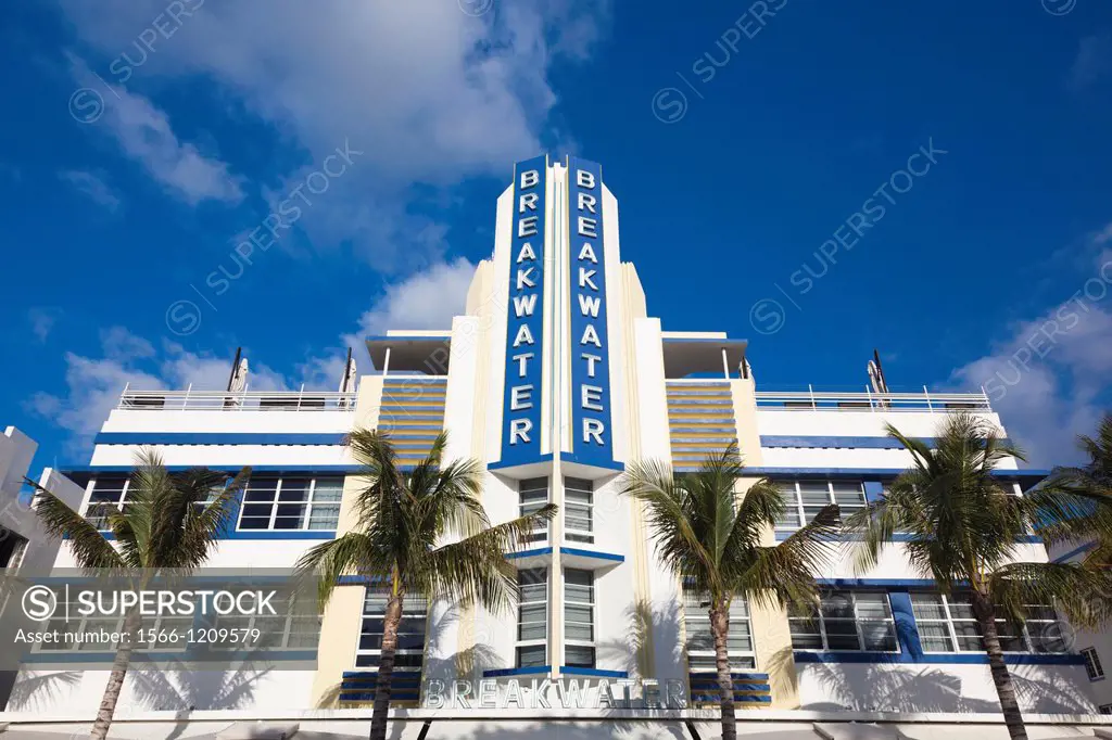USA, Miami Beach, South Beach, art deco Breakwater Hotel sign, Ocean Drive, morning
