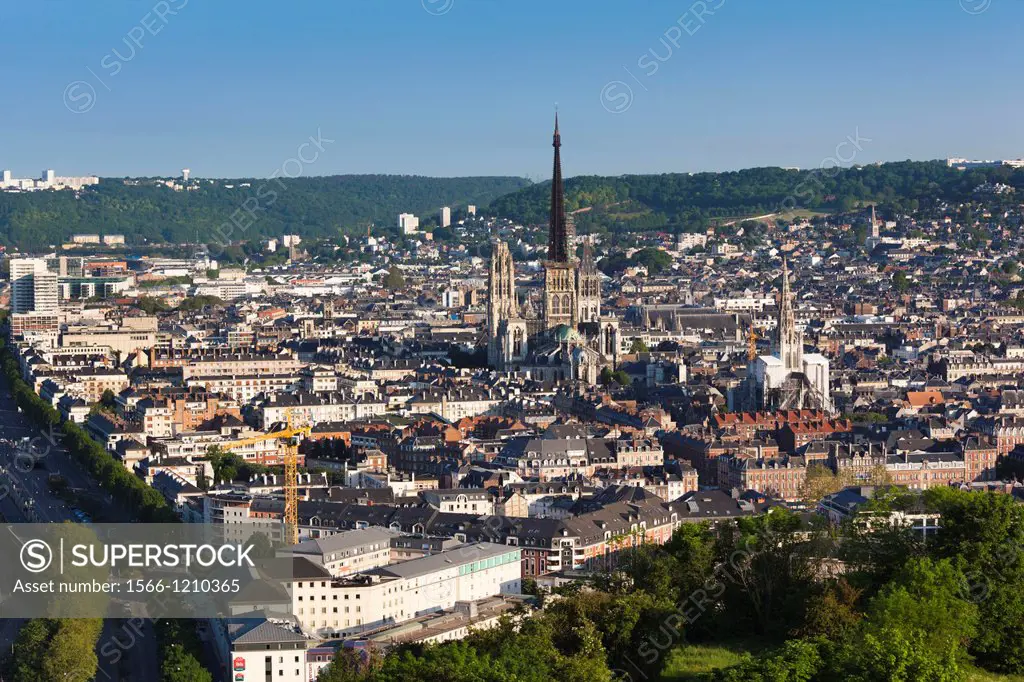 France, Normandy Region, Seine-Maritime Department, Rouen, elevated city view with Cathedral, morning