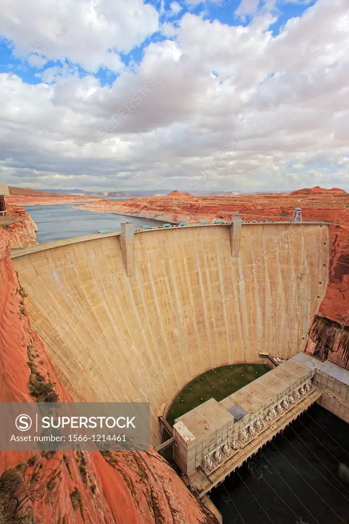 Glen Canyon dam in Page, Arizona with Lake Powell visible behind the dam wall