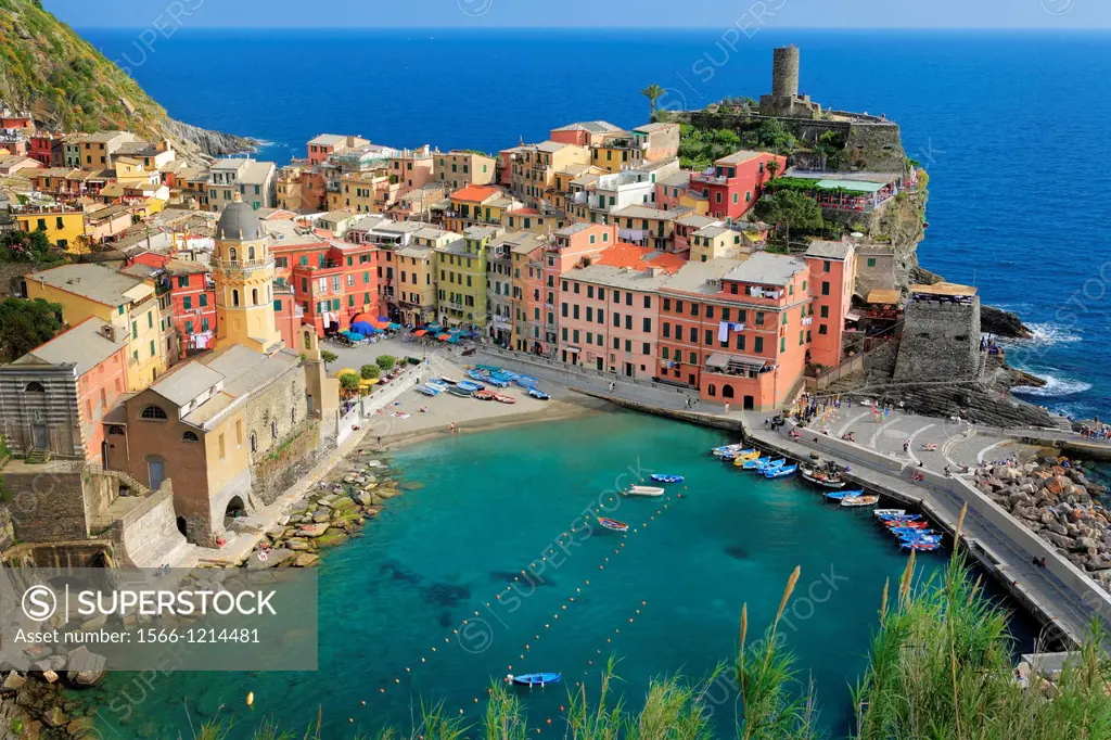 Vernazza harbor on a spring day