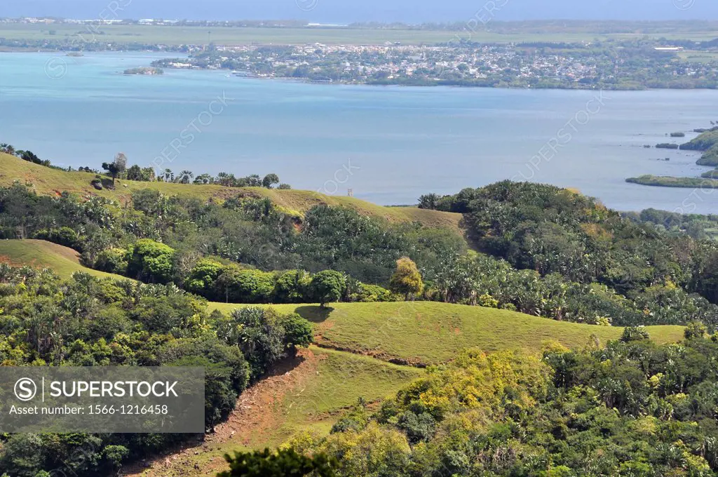 Mauritius, view of the island from the Domaine de LEtoile natural reserve