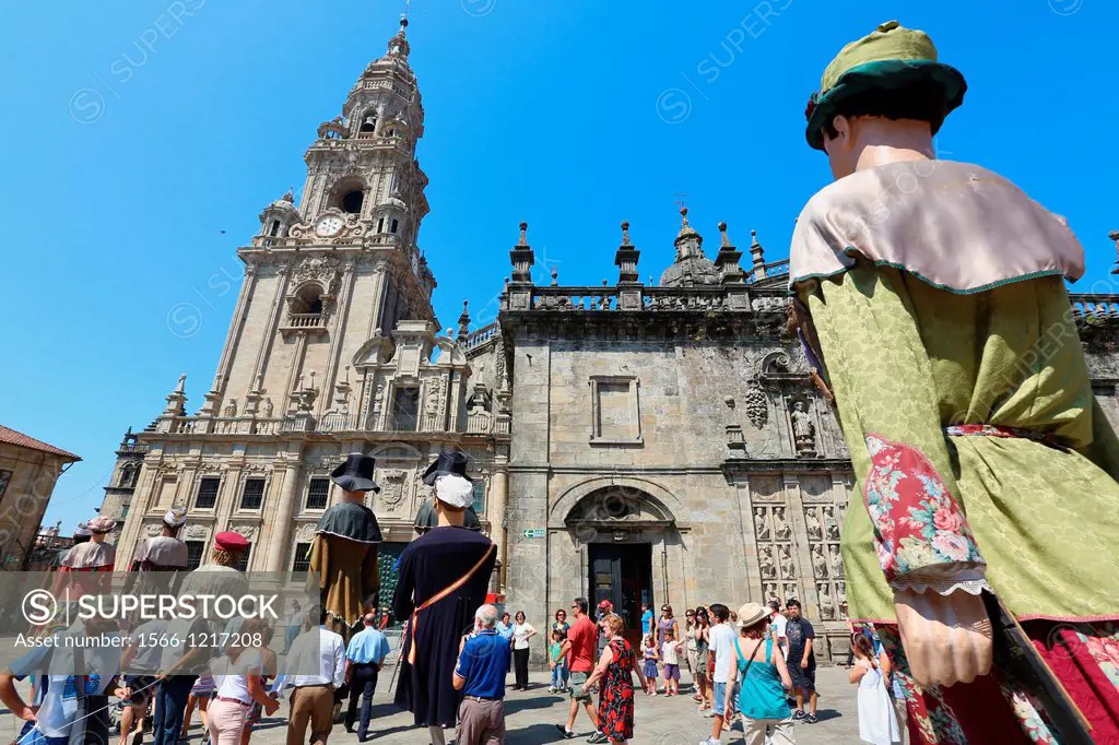 Galician folklore, Feast day of Santiago, July 25, Catedral, Praza da Quintana, Santiago de Compostela, A Coruña province, Galicia, Spain.