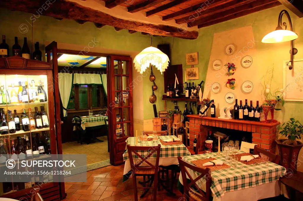 Italy,Tuscany,Elba Island,Porto Azzurro, restaurant.