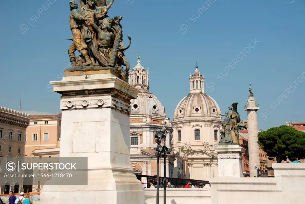 Sculptures belonging to the Vittorio Emanuelle II National Monument -Altare della Patria- 1895by Giuseppe Sacconi  In the background and in the Piazza...