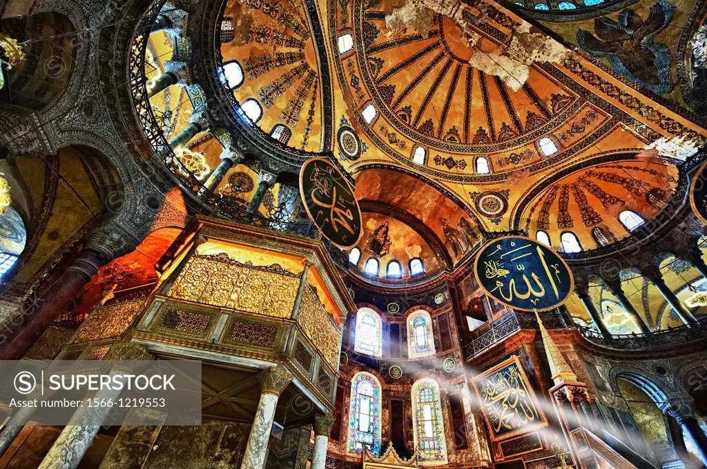 The Islamic decoration on the domes of the interior of Hagia Sophia  Ayasofya  , Istanbul, Turkey