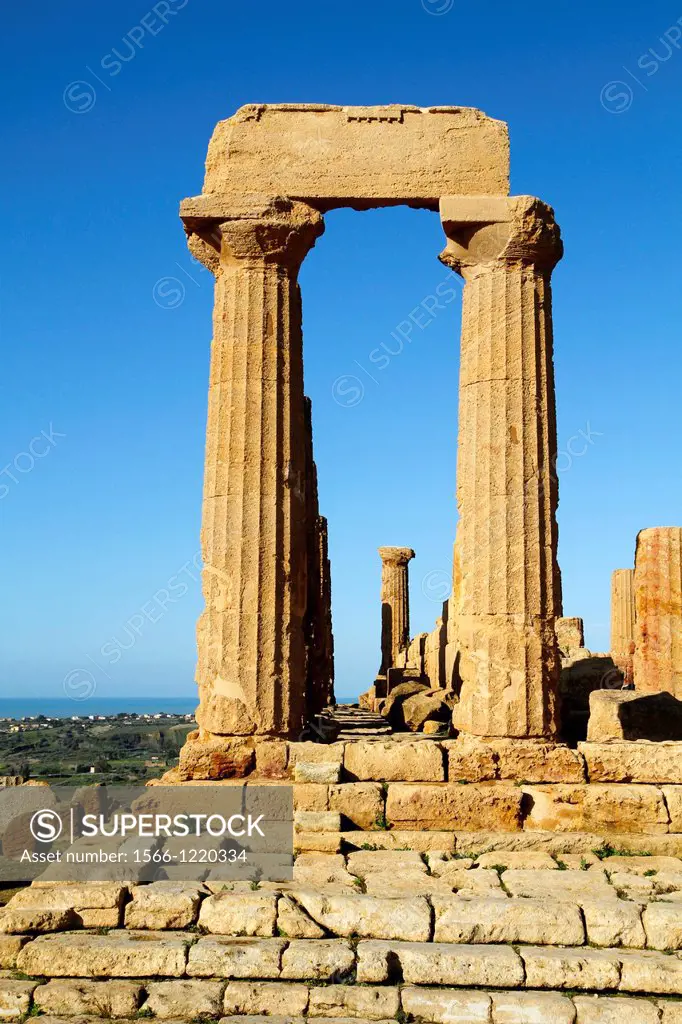 Temple of Juno Hera, Valley of the Temples, Agrigento, Sicily, Italy