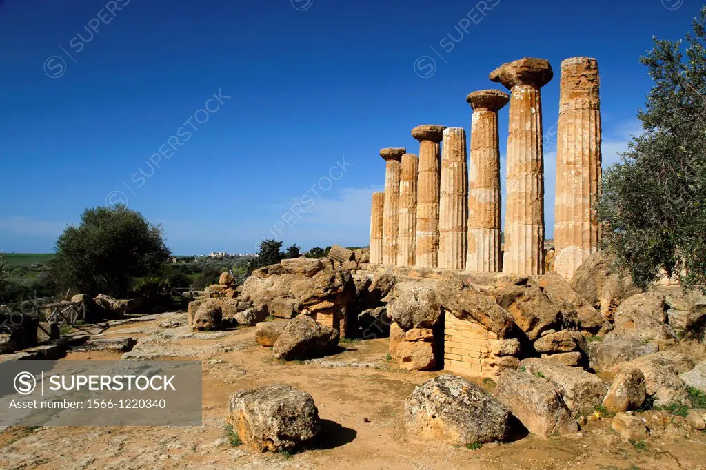 Temple of Herakles Hercules, Valley of the Temples, Agrigento, Sicily, Italy