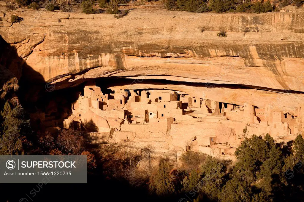 Cliff House, cliff dwelling of pre-Columbian Anasazi indians and UNESCO World Heritage site, Mesa Verde National Park in Colorado, United States of Am...