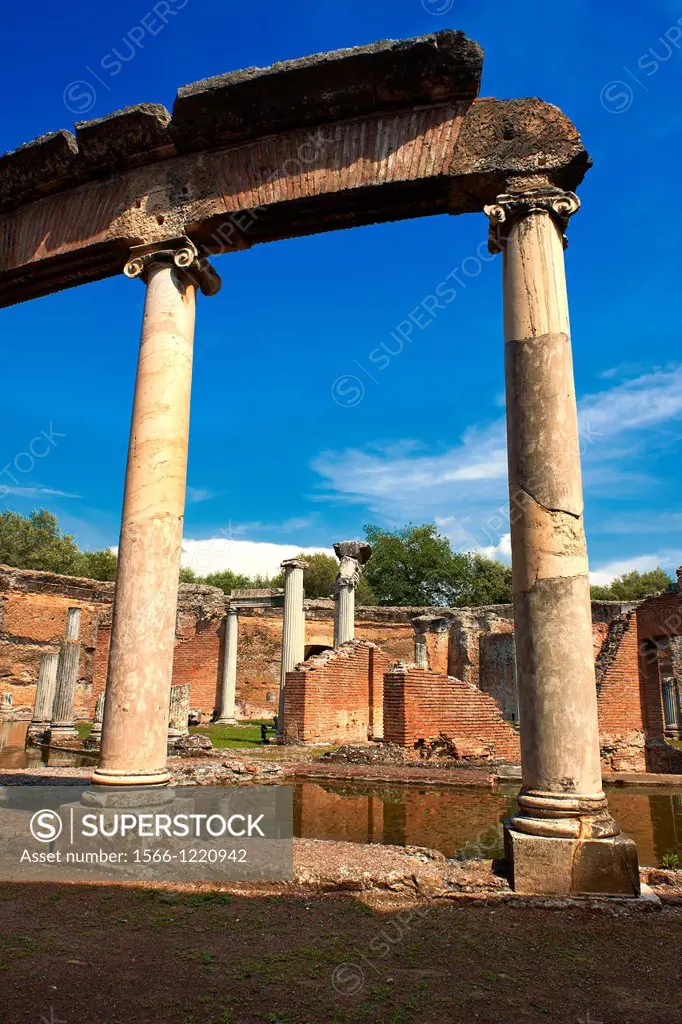 Hadrian´s Villa  Villa Adriana  2nd century AD - The Maritime Theatre  Teatro Marittimo , so called because of its shape and marine architectural deco...