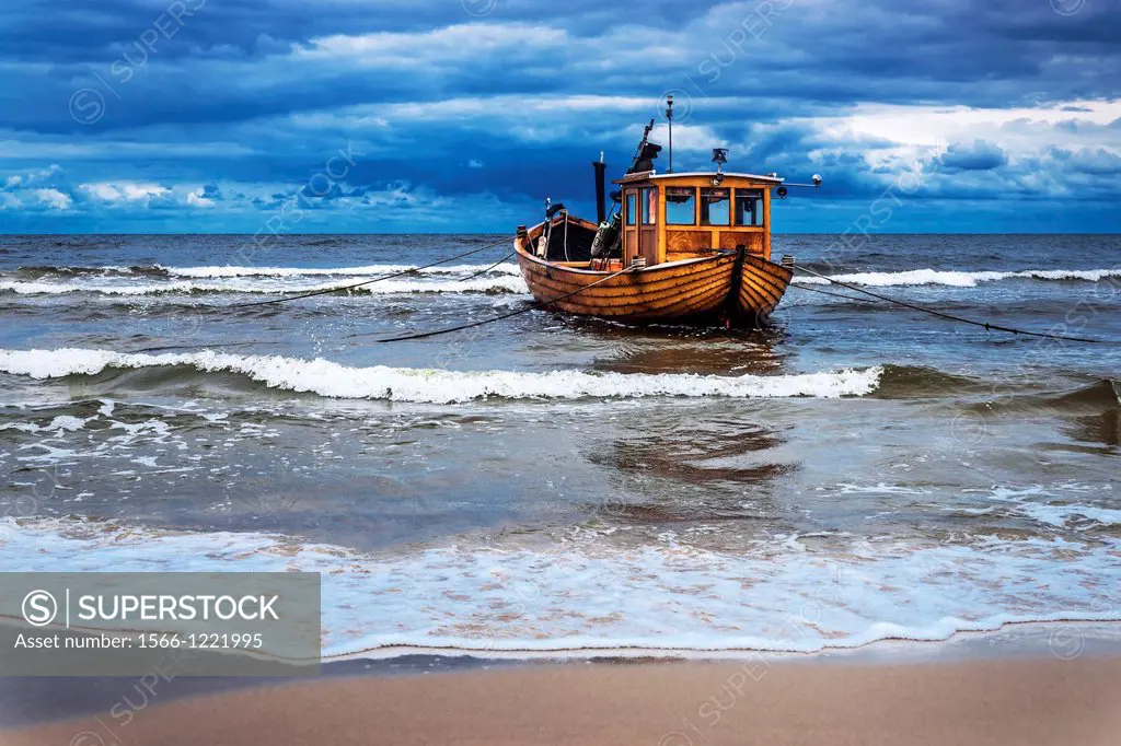 Fishing boat on the Baltic Sea near the pier of the Baltic Sea resort of Ahlbeck, Municipality of Heringsdorf, Usedom Island, County Vorpommern-Greifs...