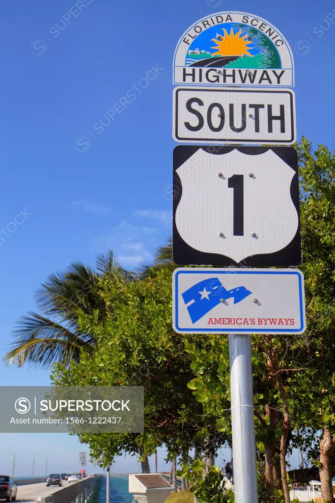 Florida, Florida Keys, US Route 1 One, Overseas Highway, Vaca Key, Marathon, New Sevenmile Seven Mile Bridge, Gulf of Mexico, Florida Bay, sign, Flori...