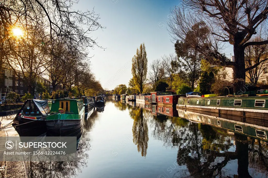 Boats in Regent´s canal, near Little Venice, London, UK