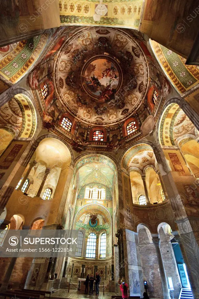 Italy, Emilia Romagna, Ravenna, San Vitale Basilica, Interior View