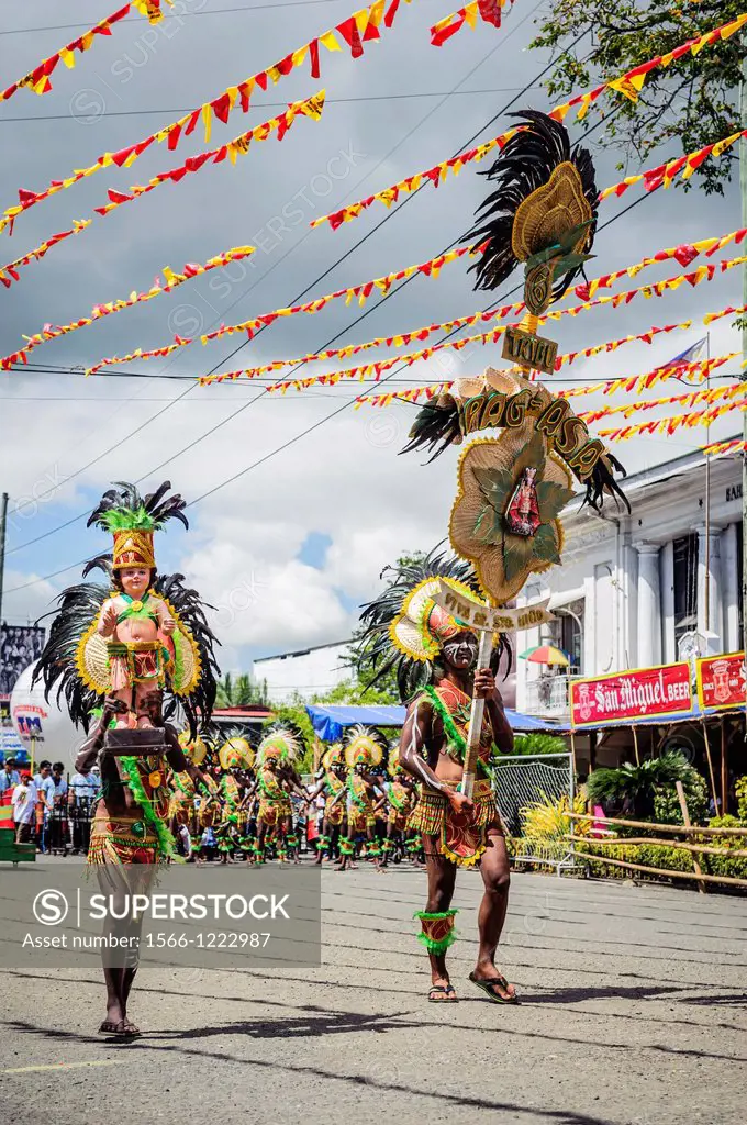 Participants of the dance contest during the celebration of Dinagyang in homage to ´The Santo Niño´, the patron saint of many Philippino cities  Iloil...