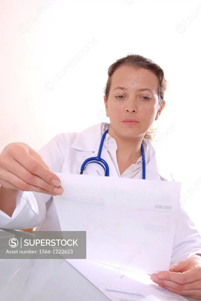 Doctor reading a prescription