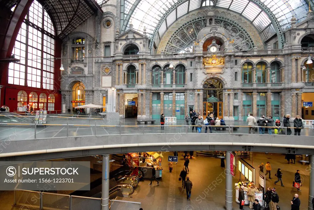 The monumental station of Antwerpen, Belgium